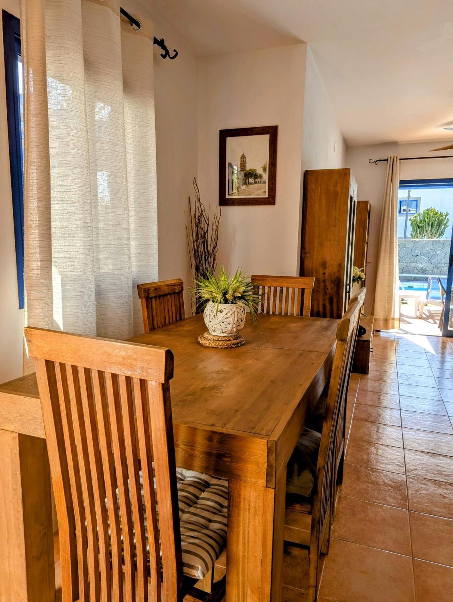 Casa Aleksandra Playa Blanca  Buitenkant foto